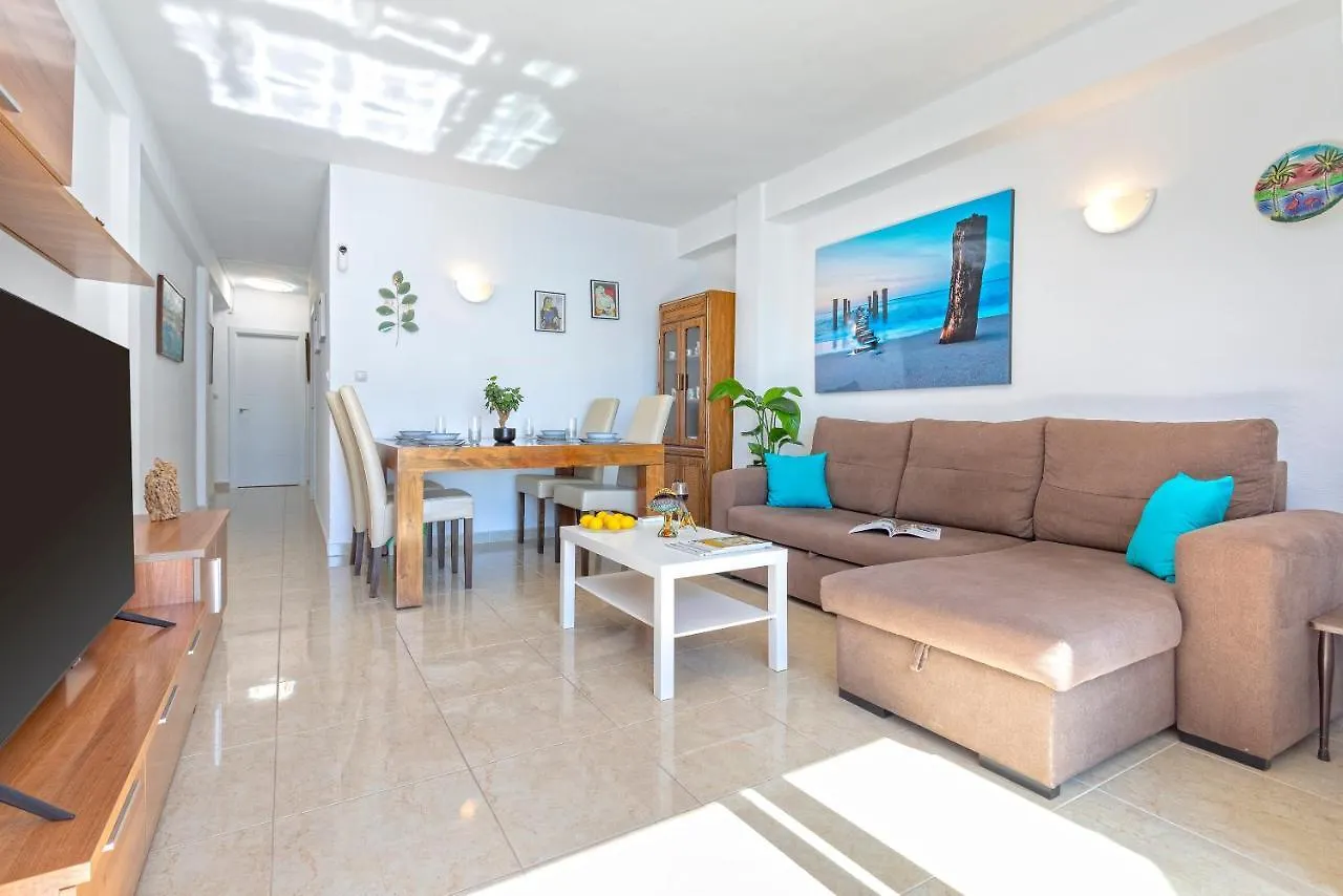 Apartment Fantastico Apartamento A Pie De Playa By Renthas Spain